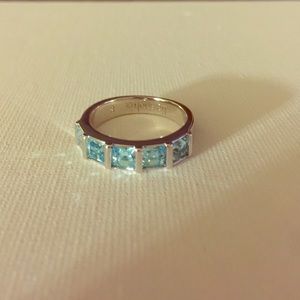 NWOT! Lia Sophia ring.