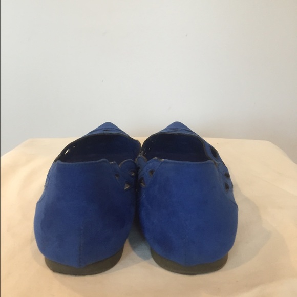 Cobalt blue Banana Republic flats - Picture 3 of 4