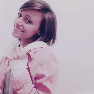 Meet your Posher, Ivy