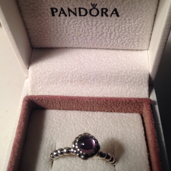 Pandora Ring