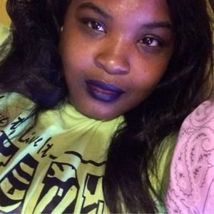 Meet your Posher, Nia