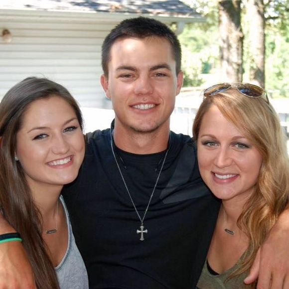 Meet your Posher, Tori