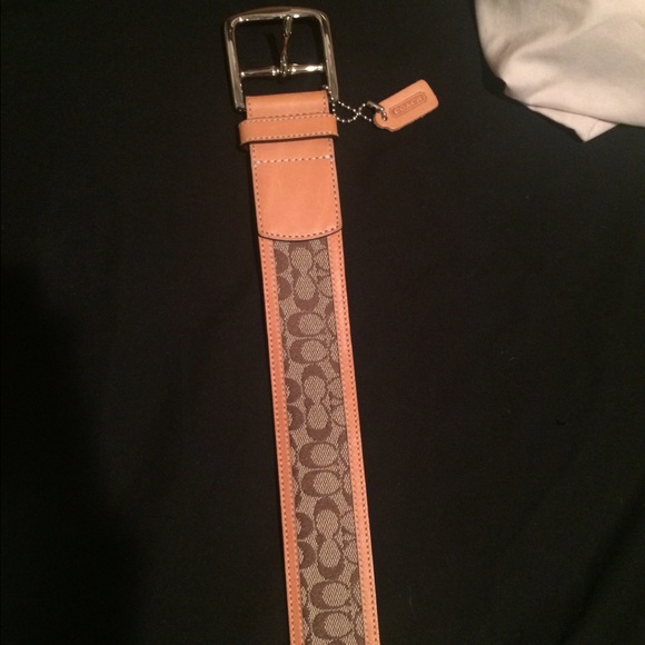 Coach belt - Picture 1 of 3