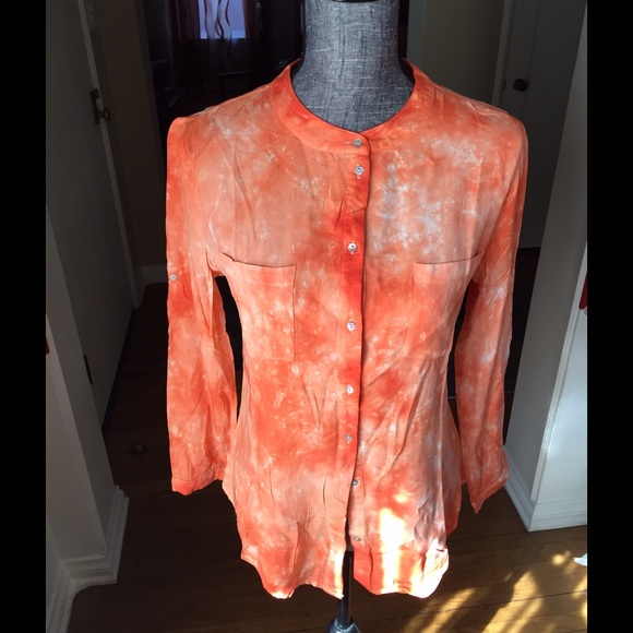Orange long sleeve front buttons blouse - Picture 2 of 4