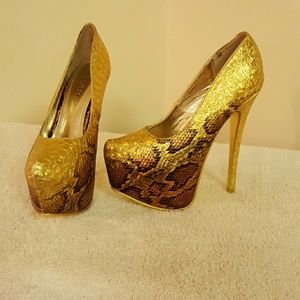 Liliana Gold Snakeskin Platform