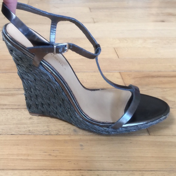 Badgley Mischka wedge sandals