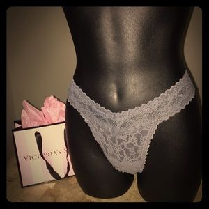 💋Victoria's Secret💋Lacey Thong