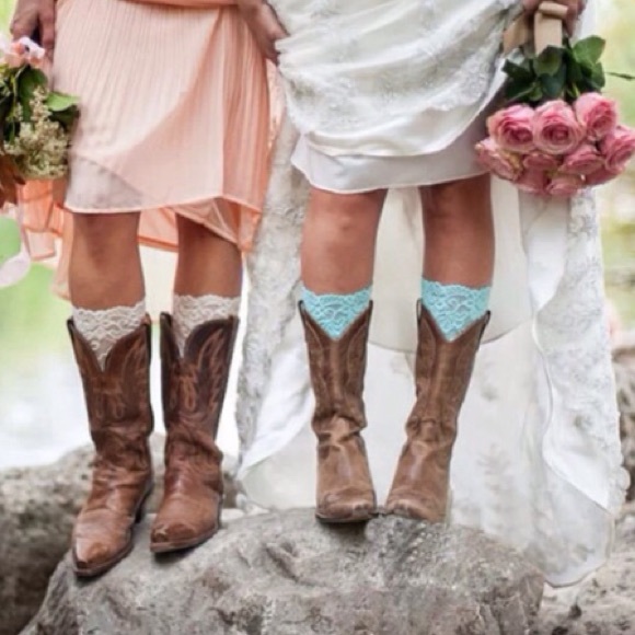 🚫SOLD OUT🚫 The "ALANA" White Lace Boot Cuffs - Picture 2 of 3