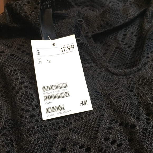 H&M Form-fitting Black Pattern Dress - Picture 4 of 4