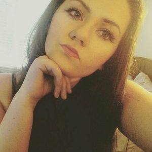 Meet your Posher, Mackenzie