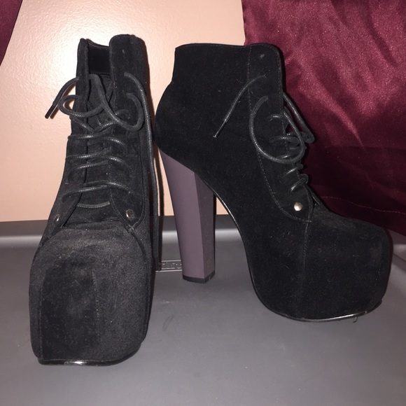 Suede booties