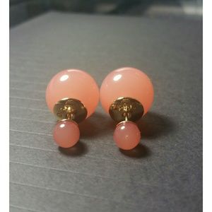 Mise en Dior design double pearl earrings
