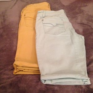 BUNDLE- 2 DKNY Ludlow pastel cropped Bermudas