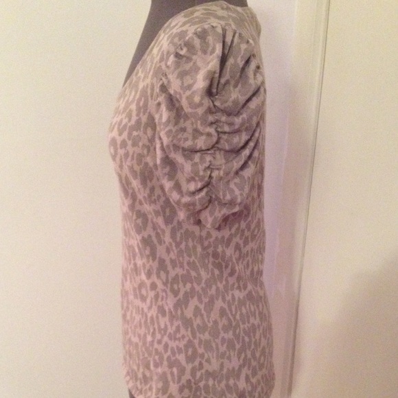 Tan Leopard Print Ruffle Sleeved Tee - Picture 3 of 3