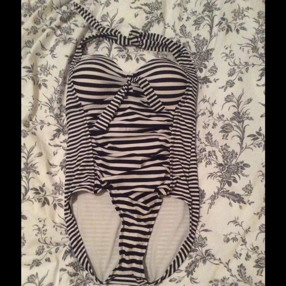 Black and white striped one-piece bathing suit