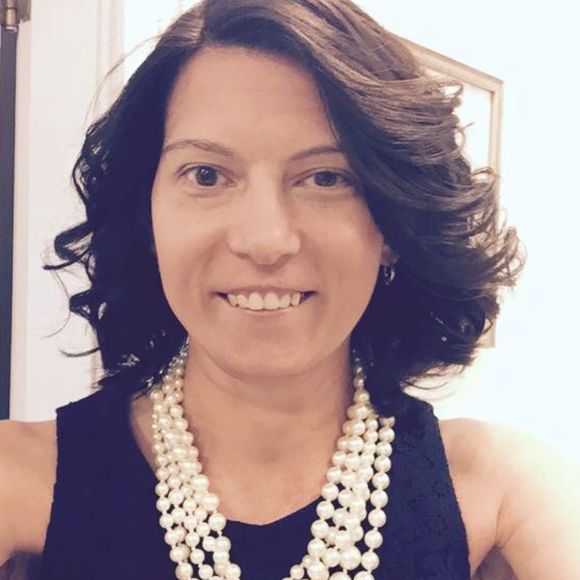 Meet your Posher, Caitlin - Picture 1 of 1