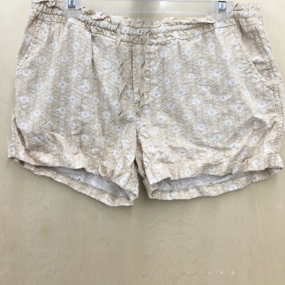 Super cute tan tie-waist shorts!