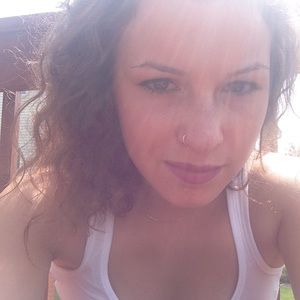 Meet your Posher, Marion