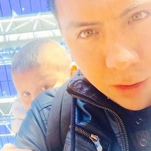 Meet your Posher, Christian