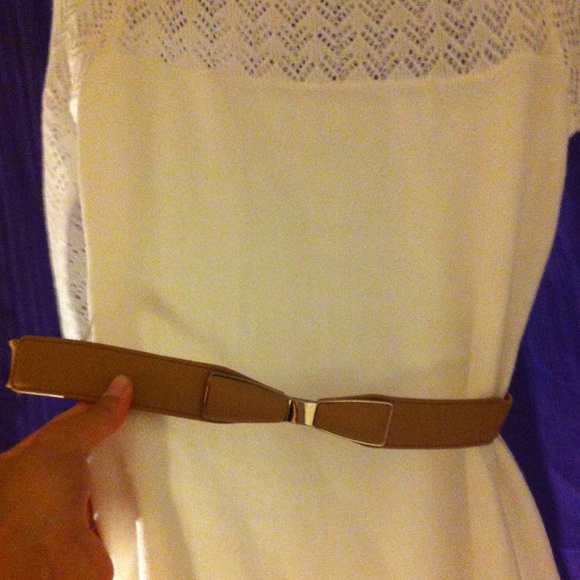 Snow white dress with belt included!! - Picture 2 of 3