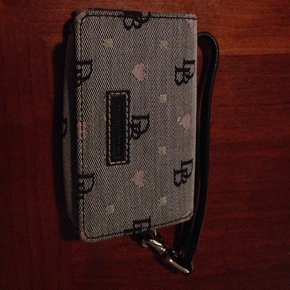 Dooney & Bourke Wristlet