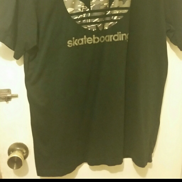 Shirt - Picture 3 of 3