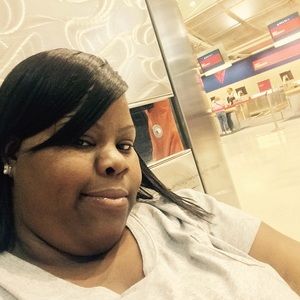 Meet your Posher, Alicia