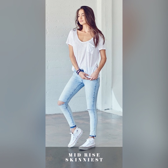 Bullhead Denim - Bullhead Denim MID RISE SKINNIEST JEANS