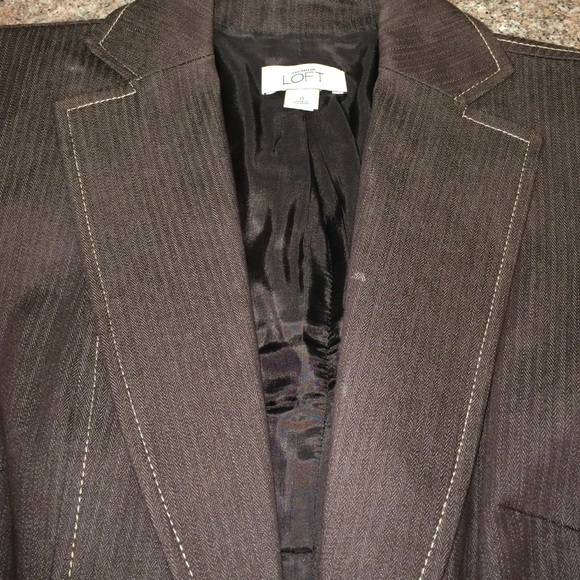 Suit - Picture 3 of 3
