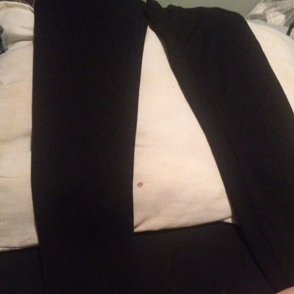 Black pants - Picture 2 of 3