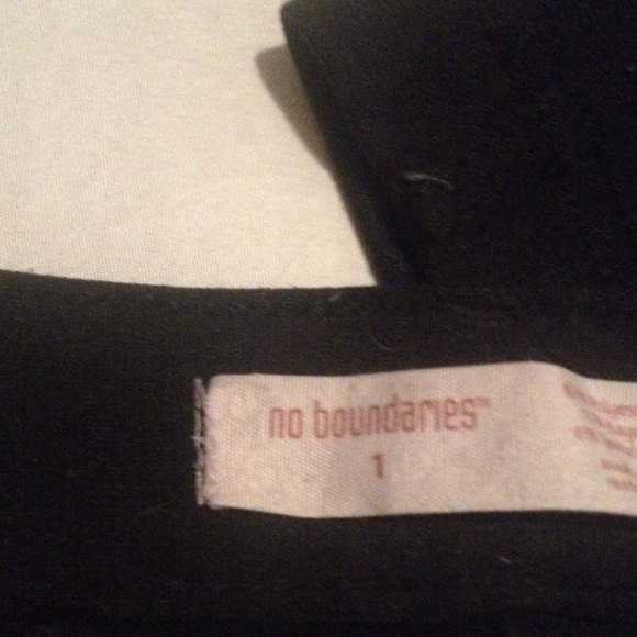 Black pants - Picture 3 of 3