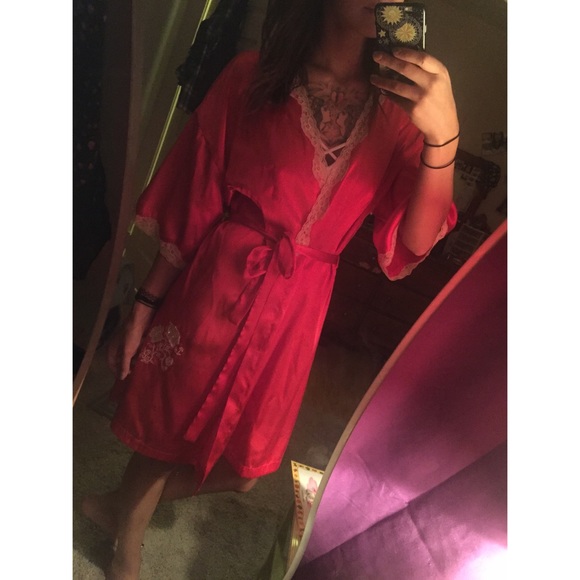 vintage satin robe