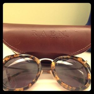 100% authentic Raen sunglasses (style Pogue).