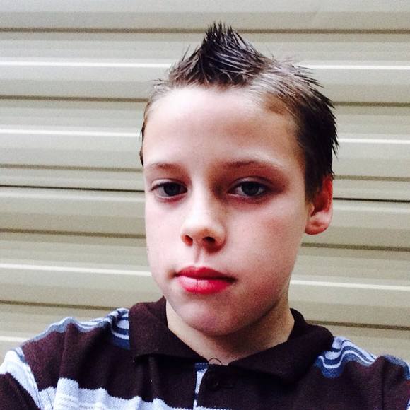 Meet your Posher, Joshua - Picture 1 of 1