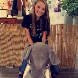 Meet your Posher, Kelsey