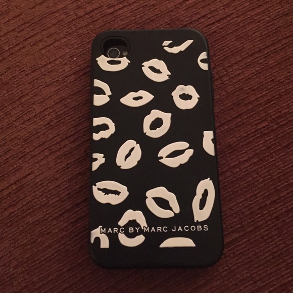 Marc Jacobs rubber iPhone 4 cover