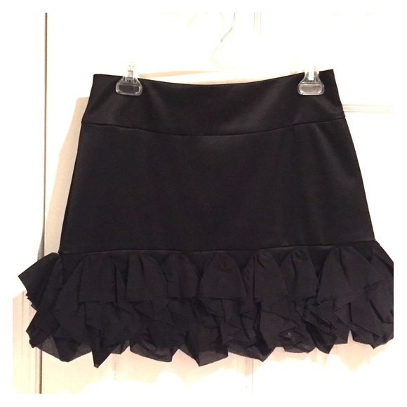 Express design studio black skirt size 2