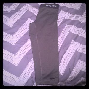 Nike Pro Capri's