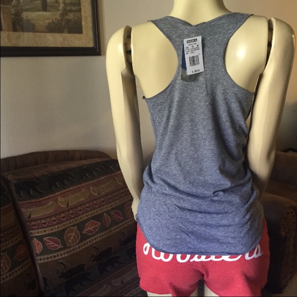 Sold ⚡️sale⚡️Gray Tank Top - Picture 2 of 2