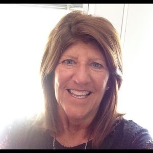 Meet your Posher, Janis