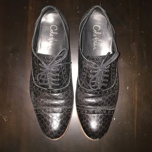 Black lace ups
