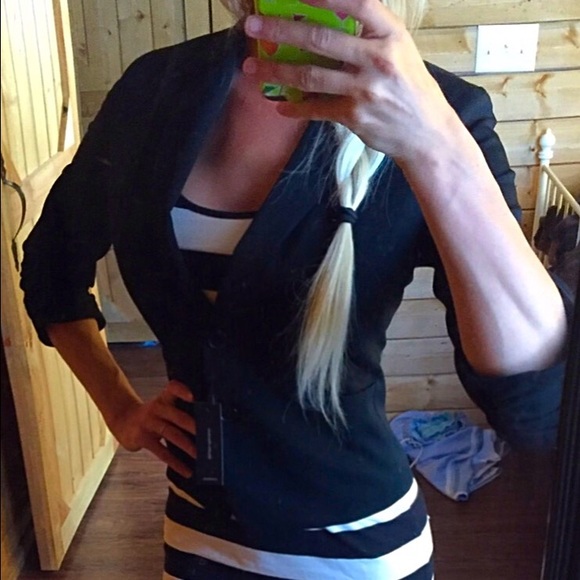 NWT Express 3/4 Sleeve Blazer - Picture 3 of 4