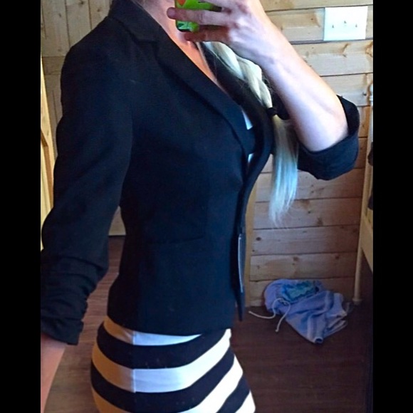 NWT Express 3/4 Sleeve Blazer - Picture 4 of 4