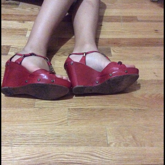 Imagine Vince Comuto red wedge - Picture 4 of 4