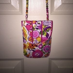 Vera Bradley cross body purse ( PERFECT CONDITION)
