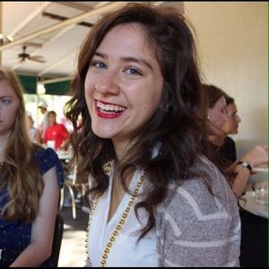 Meet your Posher, Hannah