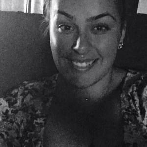 Meet your Posher, Arielle