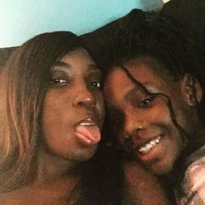 Meet your Posher, Joy