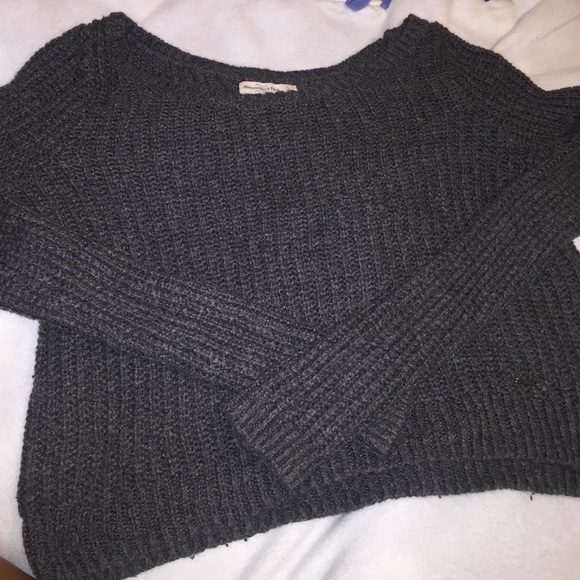 Sweater - Picture 1 of 3