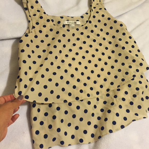 Crop top - Picture 3 of 3